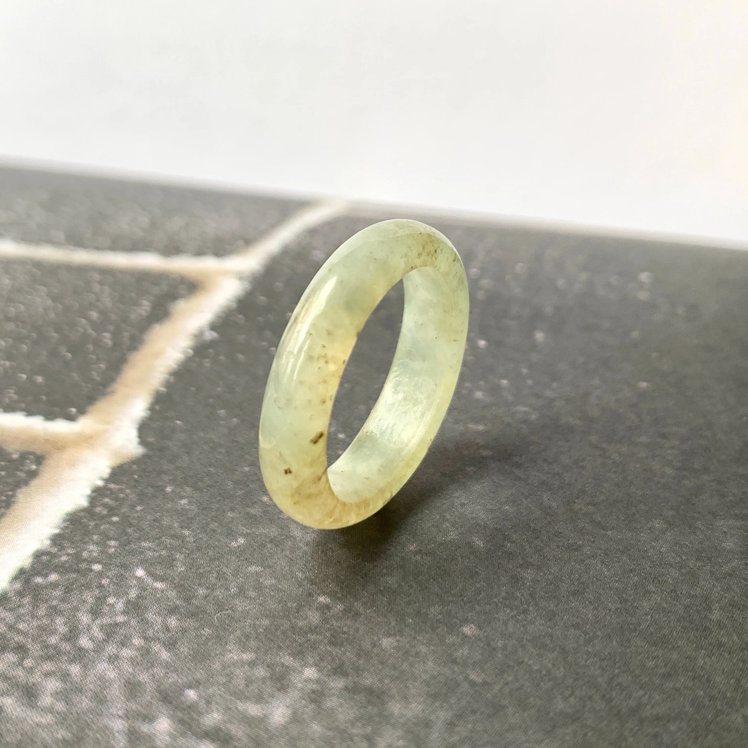 19mm A-Grade Natural Yellowish Green Jadeite Abacus Ring Band No.161771