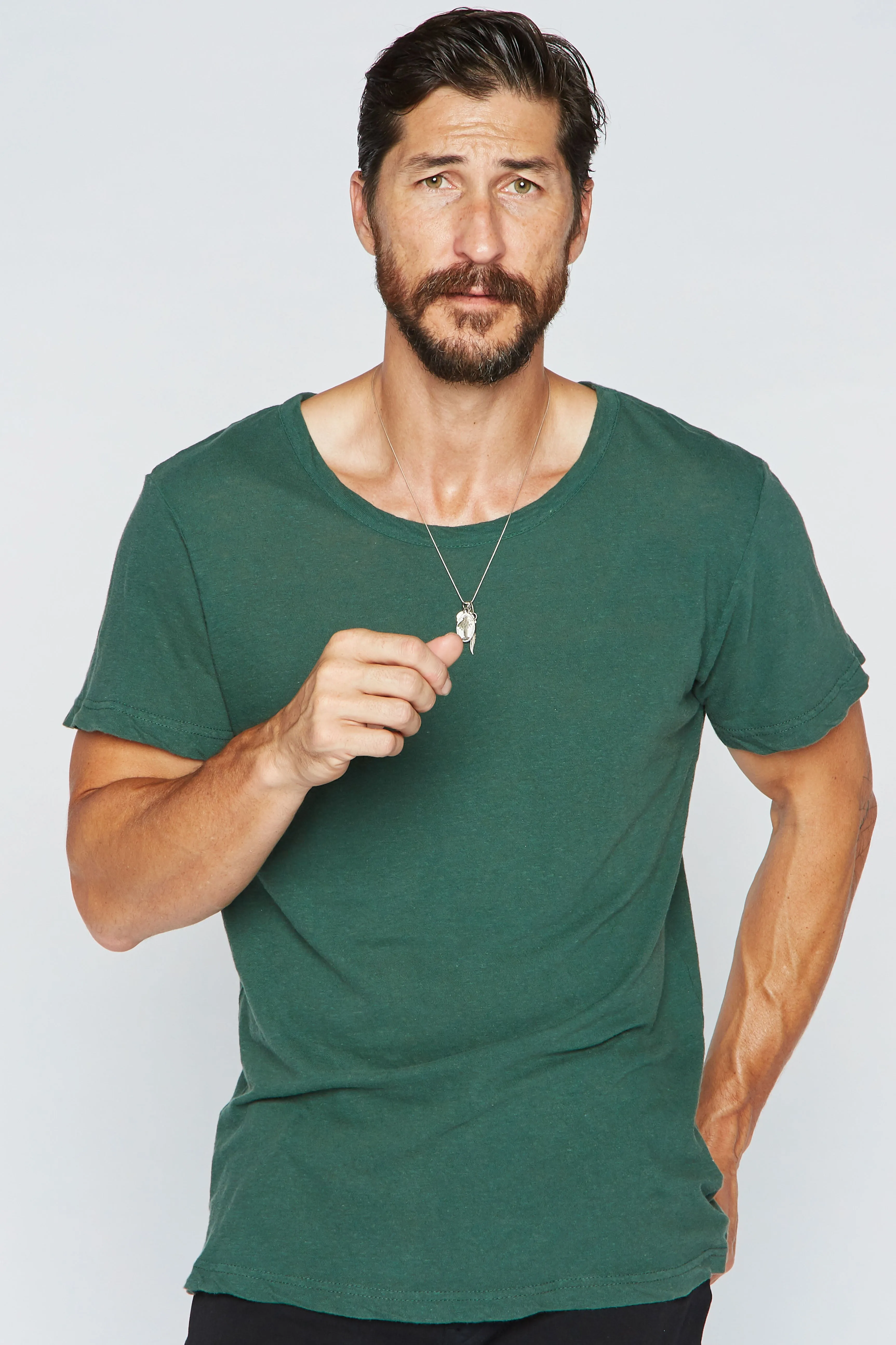 Men's Linen Blend Wide Neck Band Tee