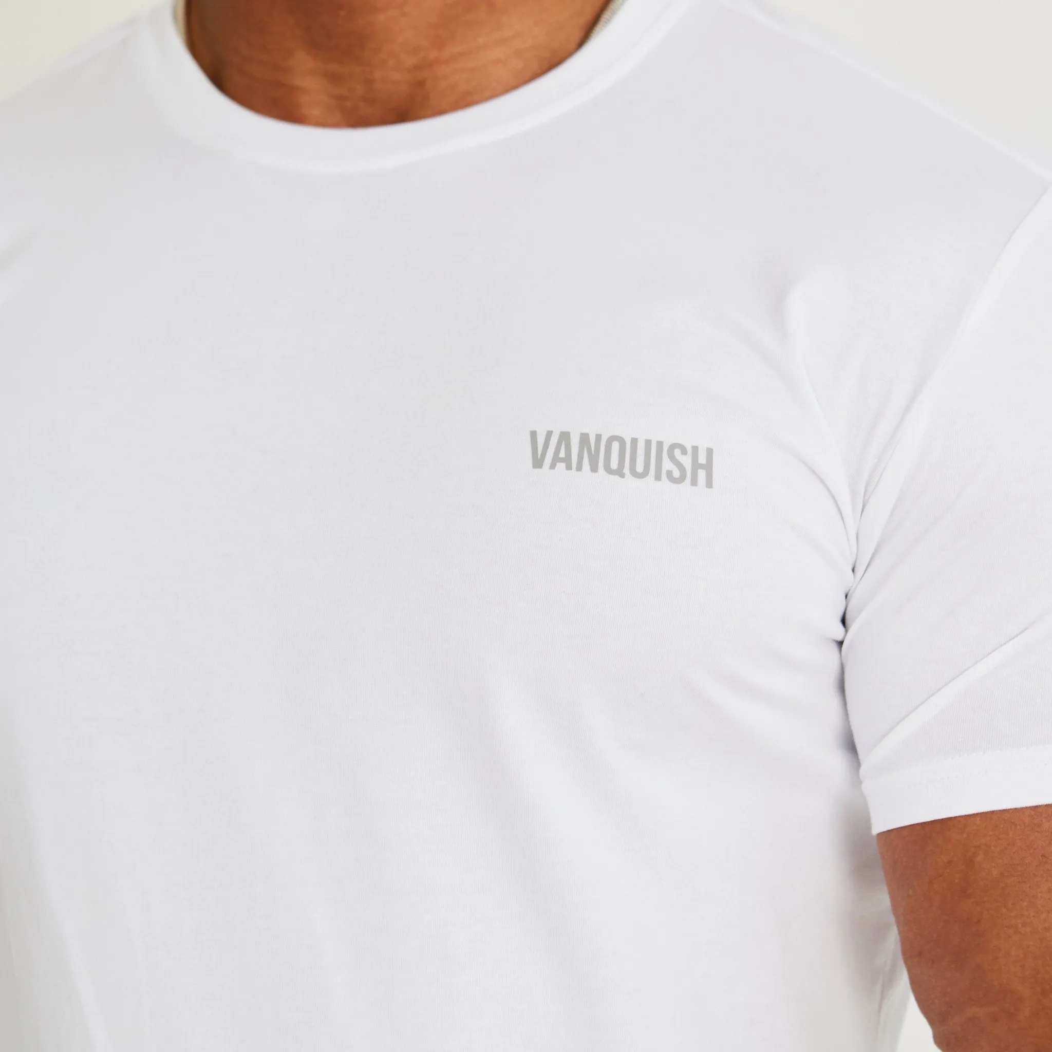 Vanquish Essential White Slim Fit Short Sleeve T Shirt