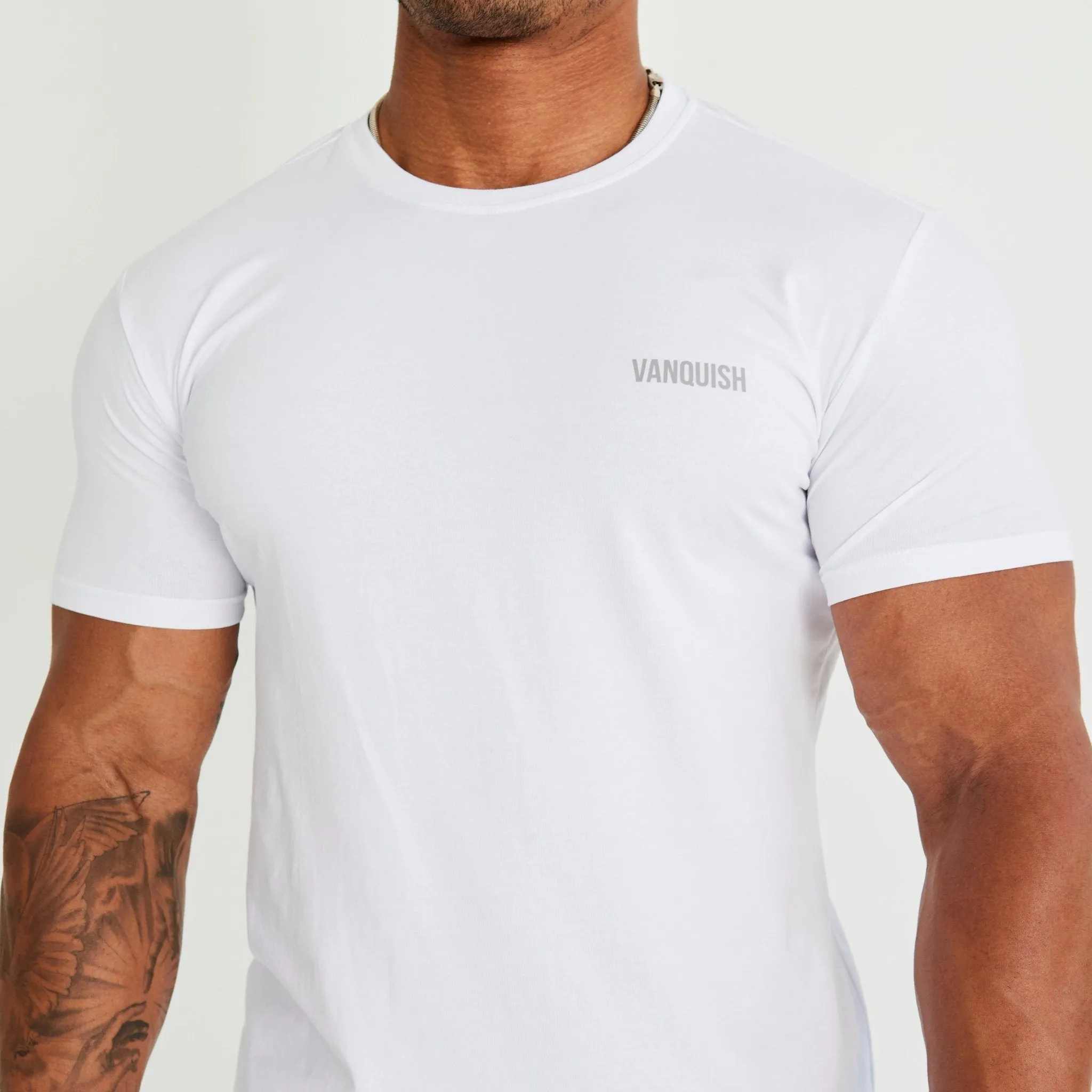 Vanquish Essential White Slim Fit Short Sleeve T Shirt